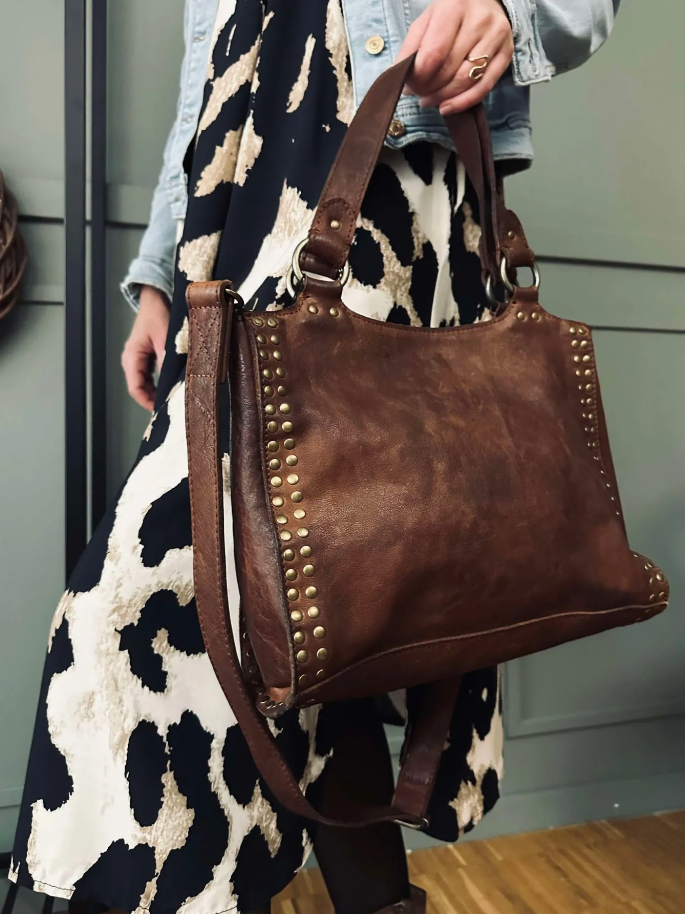 Arbejdstaske med nitter - Vintage cognac