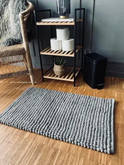 Bademåtte - Grå DOTS 50x80cm