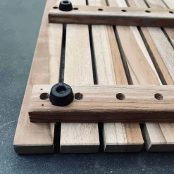 Bademåtte i Teak med gummifødder – 80X60cm