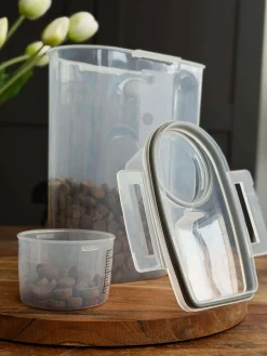 Beholder m. Målebæger til dyrefoder