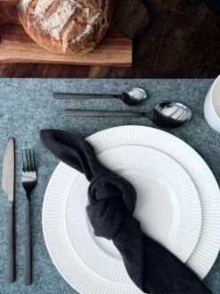 Bestik 16 dele i æske - Mat sort