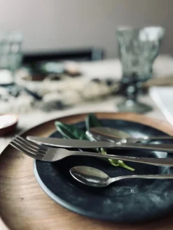 Bestik til 4 personer - Mat sølv Mist