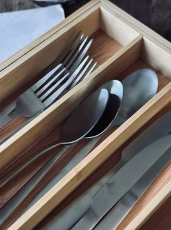 Bestikbakke i bambus - Justerbar størrelse