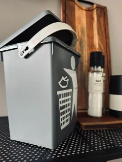 BIO Spand med låg - Grå