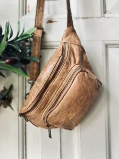 Bæltetaske i vintage look CLASSY - Camel