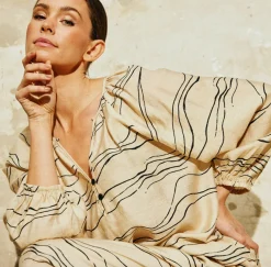 Bluse Evy - Cream Graphic