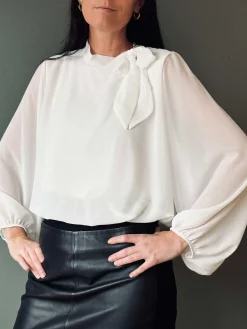 Bluse m. Sløjfe - White