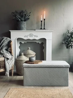 Bænk med opbevaring og siddepude