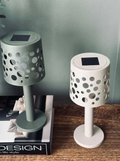 Bordlampe med solceller - Army