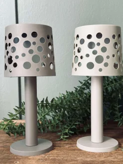 Bordlampe med solceller - Mørk beige