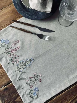 Bordløber flower broderi - Hørlook