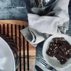 Bordskåner i akaciatræ