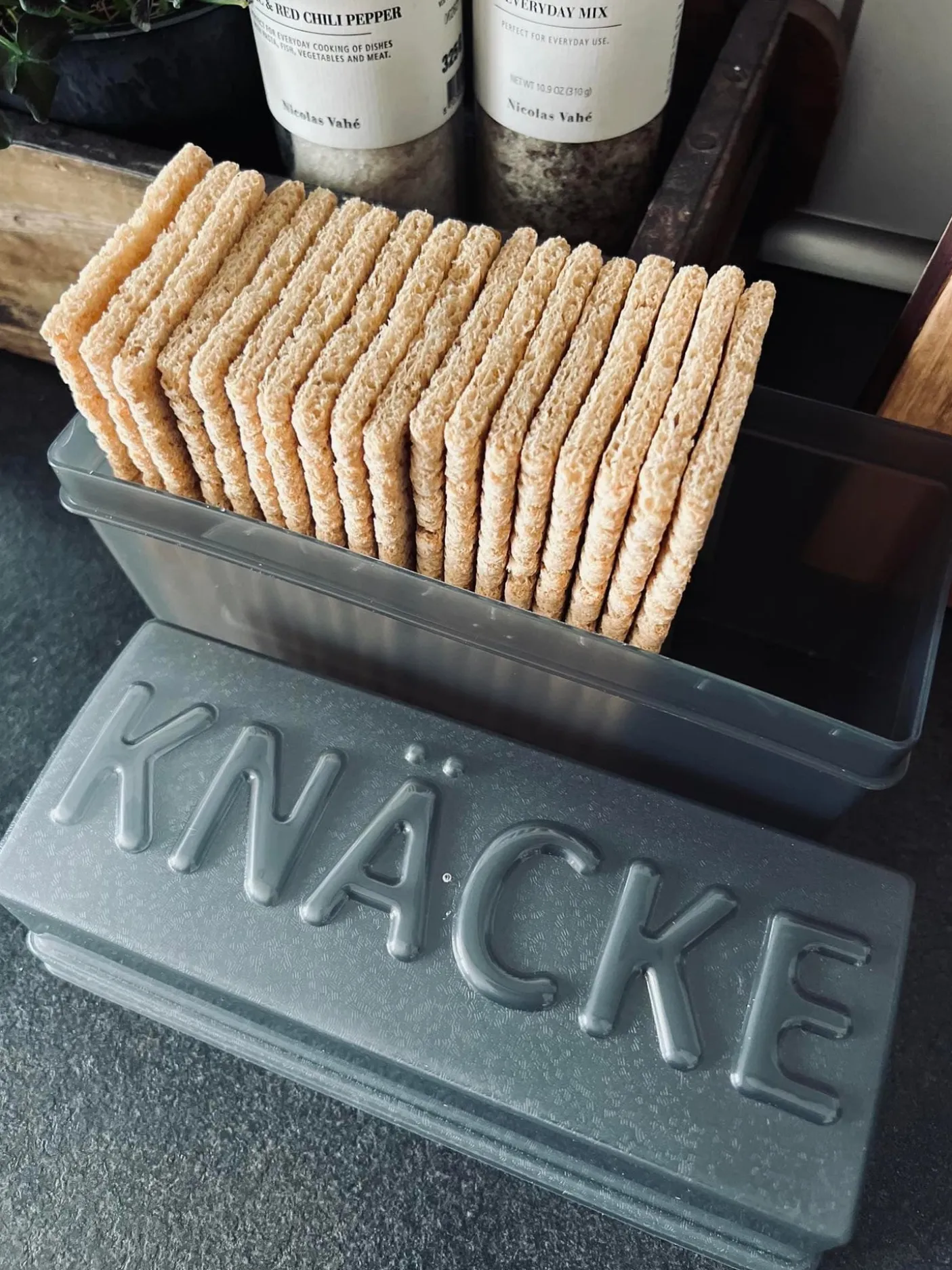 Box til knækbrød - Grå