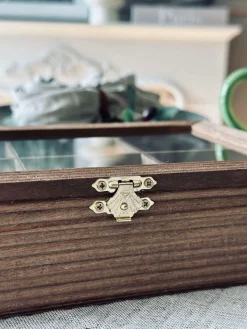 Box til tebreve eller småting