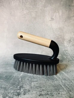 Børste med bambus skaft