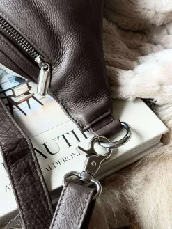 Bumbag Aura - Dark taupe