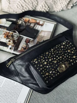 Bumbag med nitter - Black