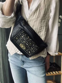 Bumbag med nitter - Black