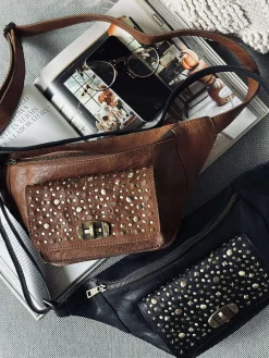 Bumbag med nitter - Cognac