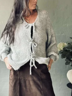 Cardigan med sløjfer - Grå