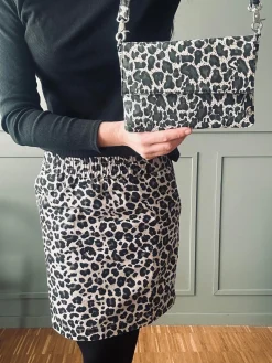 Clutch Grey leopard leather