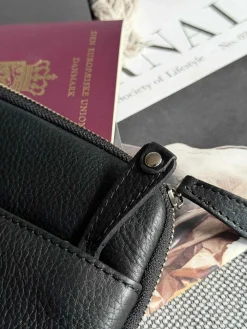 Computer sleeve sort kalveskind