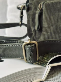 Crossbody Army fløjl