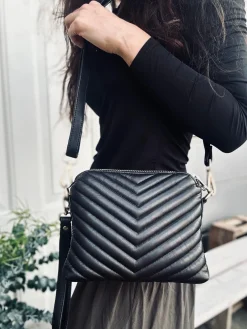 Crossbody clutch ALICE - Black Quilt
