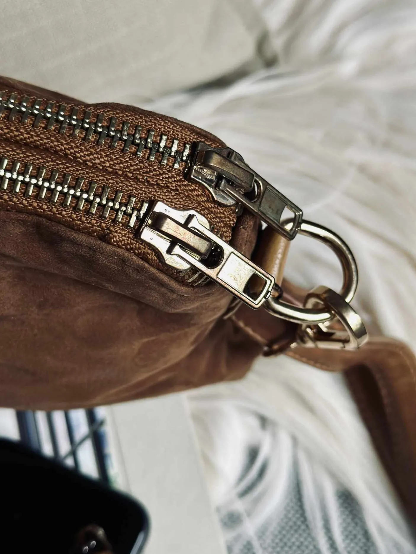 Crossbody clutch ALICE - Ruskind caramel