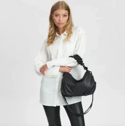 Crossbody i lækker læderkvalitet