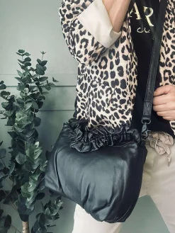 Crossbody i lækker læderkvalitet