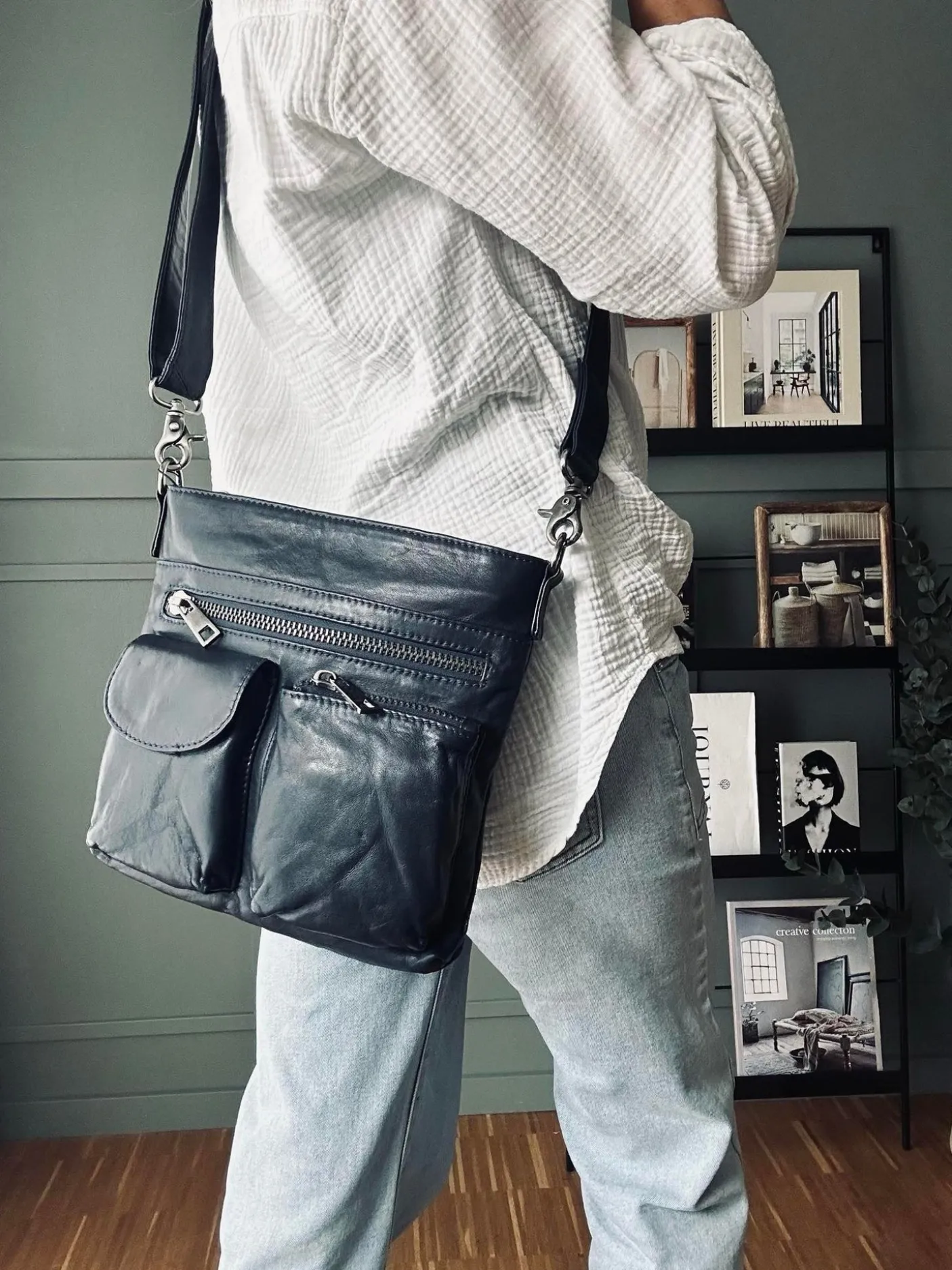 Crossbody NAVY - Ultra blød