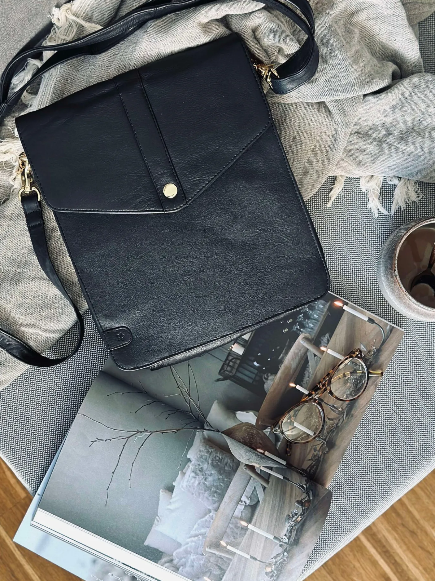 Crossover Alice black / gold