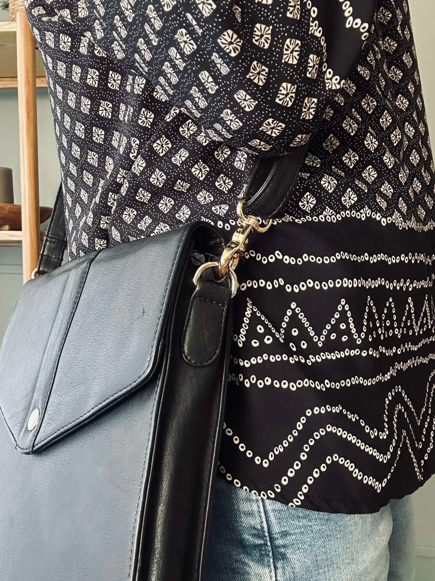 Crossover Alice black / gold