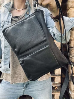 Crossover Aura Black