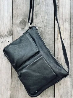 Crossover Aura Black