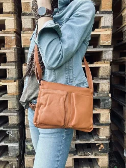 Crossover Aura Cognac