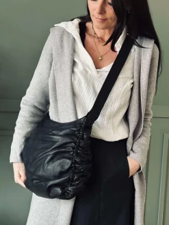 Crossover Heidi Black