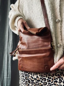 Crossover Marie Walnut