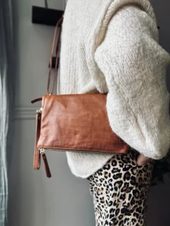 Crossover Marie Walnut