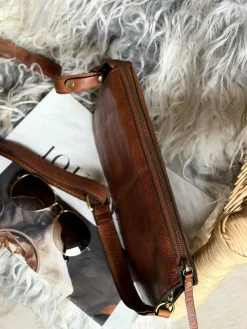 Crossover Myn - Walnut