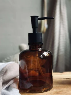 Dispenser med pumpe - Brun glas