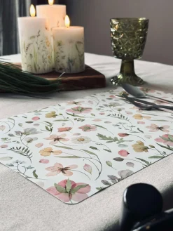 Dækkeserviet Flora - Hvid