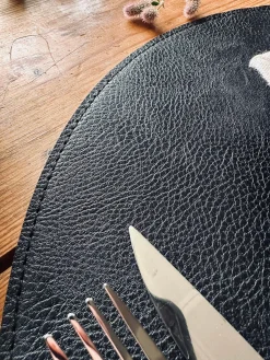 Dækkeserviet Grå / Sort – Vendbar