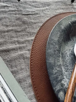 Dækkeserviet vendbar - Cognac / natur