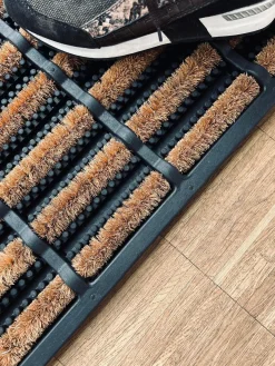 Dørmåtte - GUMMI MED BØRSTE I NATUR - 45x75cm