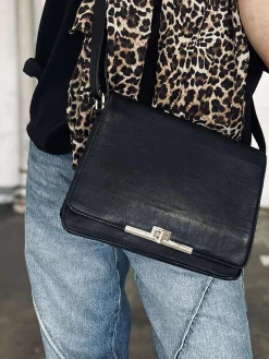 Elegant crossover - Kalveskind