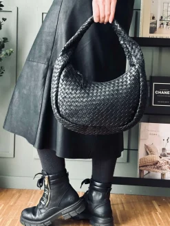 Elegant håndflettet skuldertaske - Black