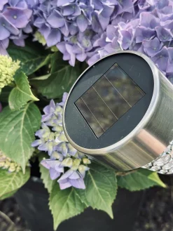 Fakkel med solceller – Color