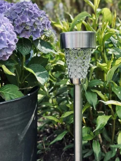 Fakkel med solceller – Color